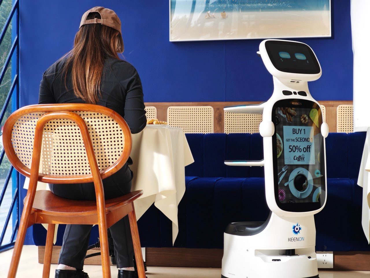 KEENON Dinerbot T11 | Premium Serviceroboter mit 18,5